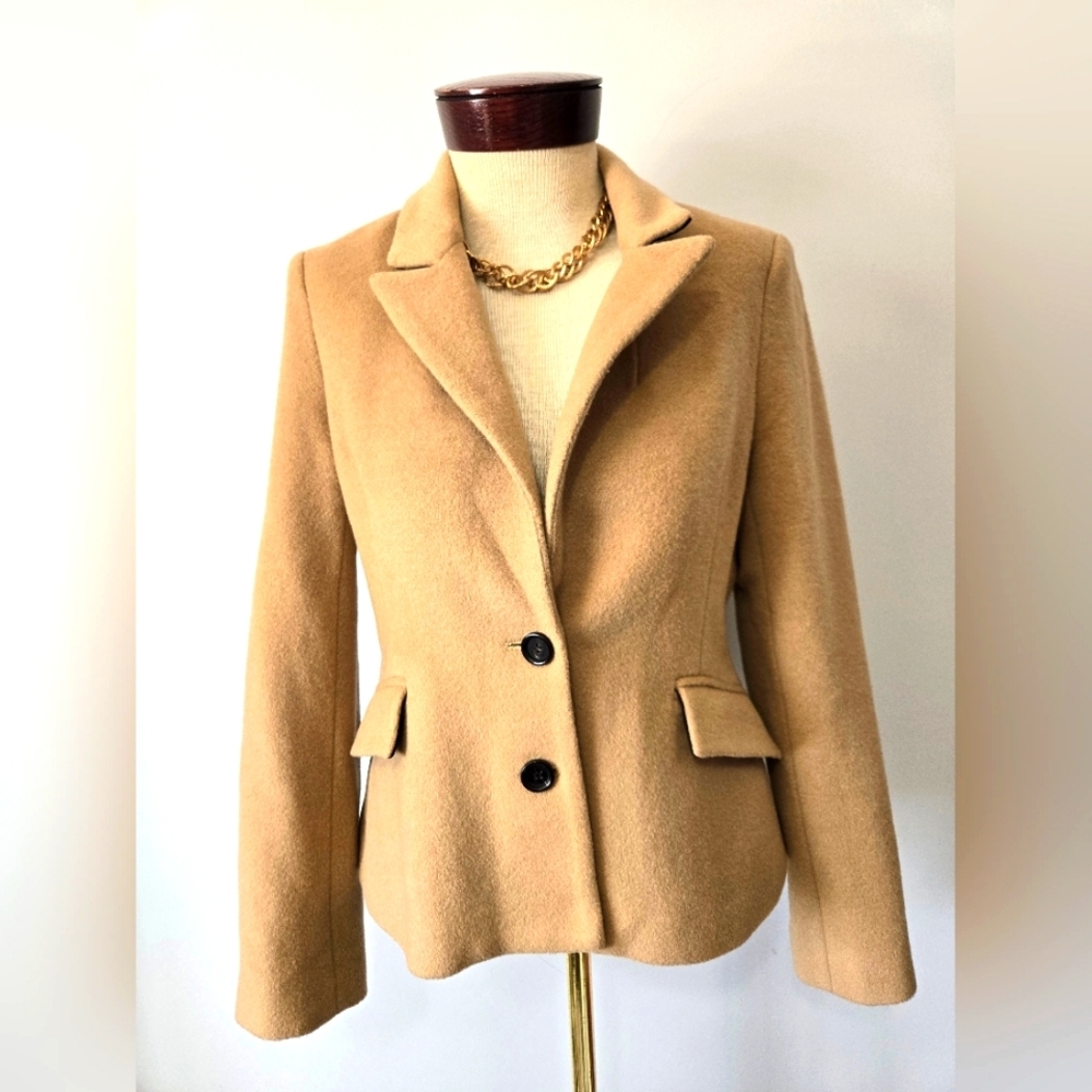 PINK TARTAN Camel Wool and Mohair Fitted Cropped Jacket. Size 6